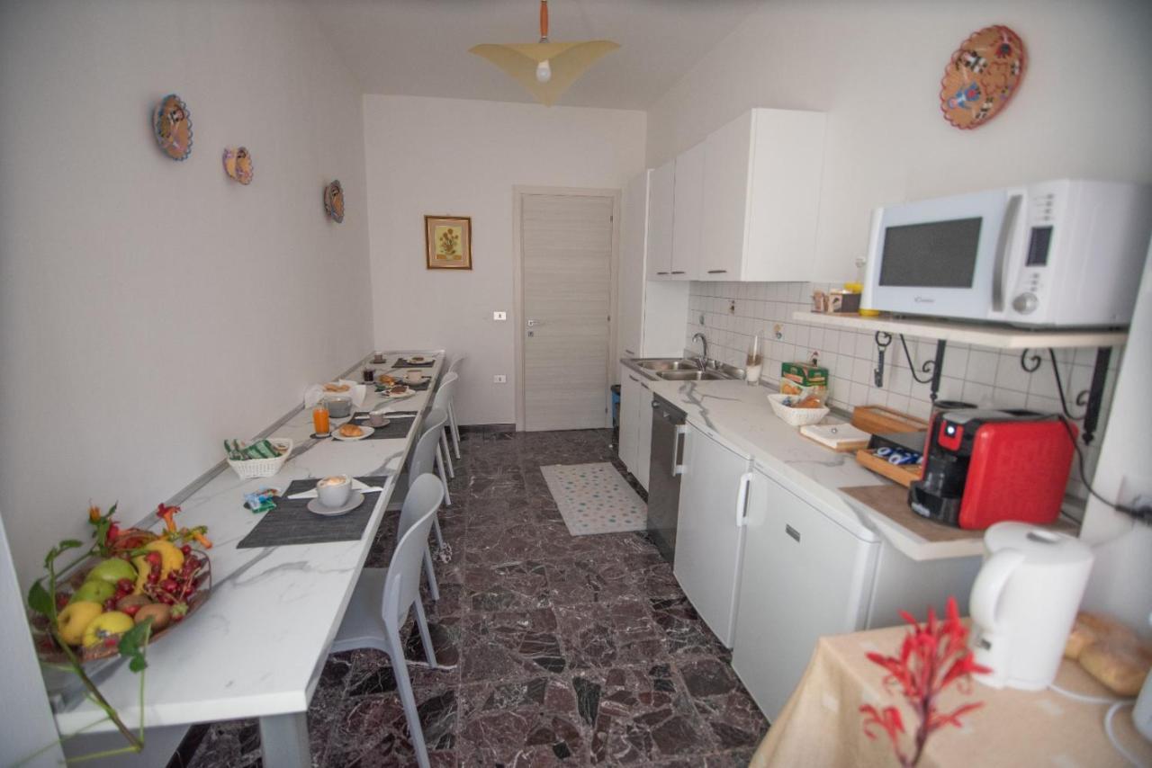 B&B Cardedu Luaran gambar