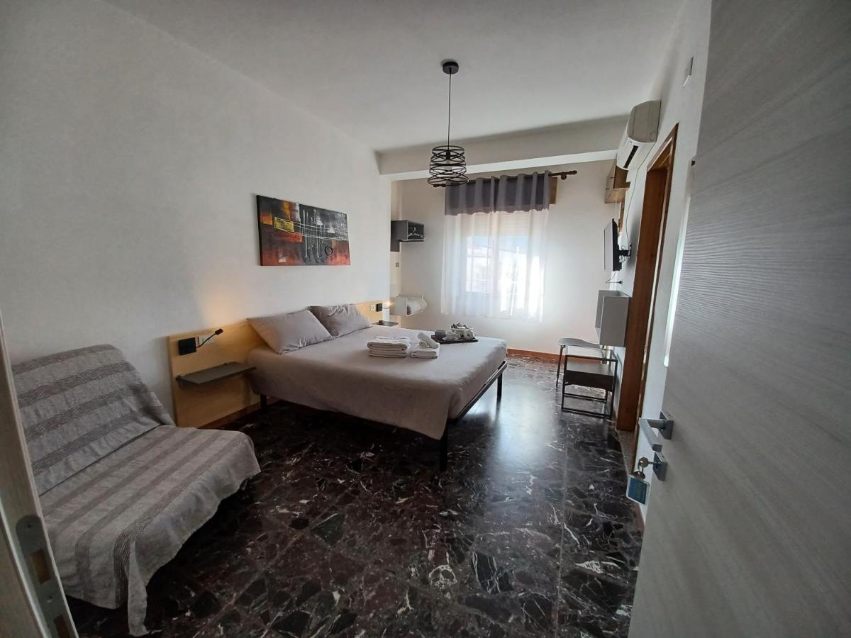 B&B Cardedu Luaran gambar